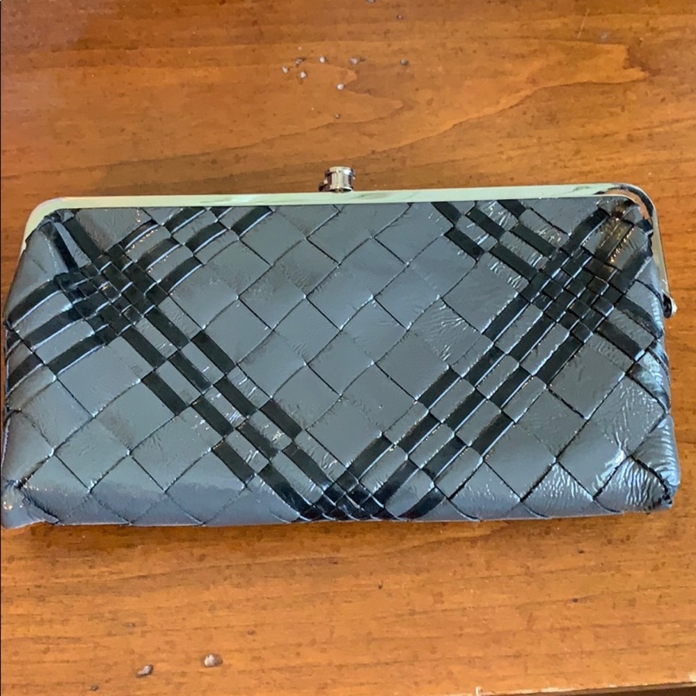 HOBO Black Woven Patent Leather Kiss-Lock Card Holder